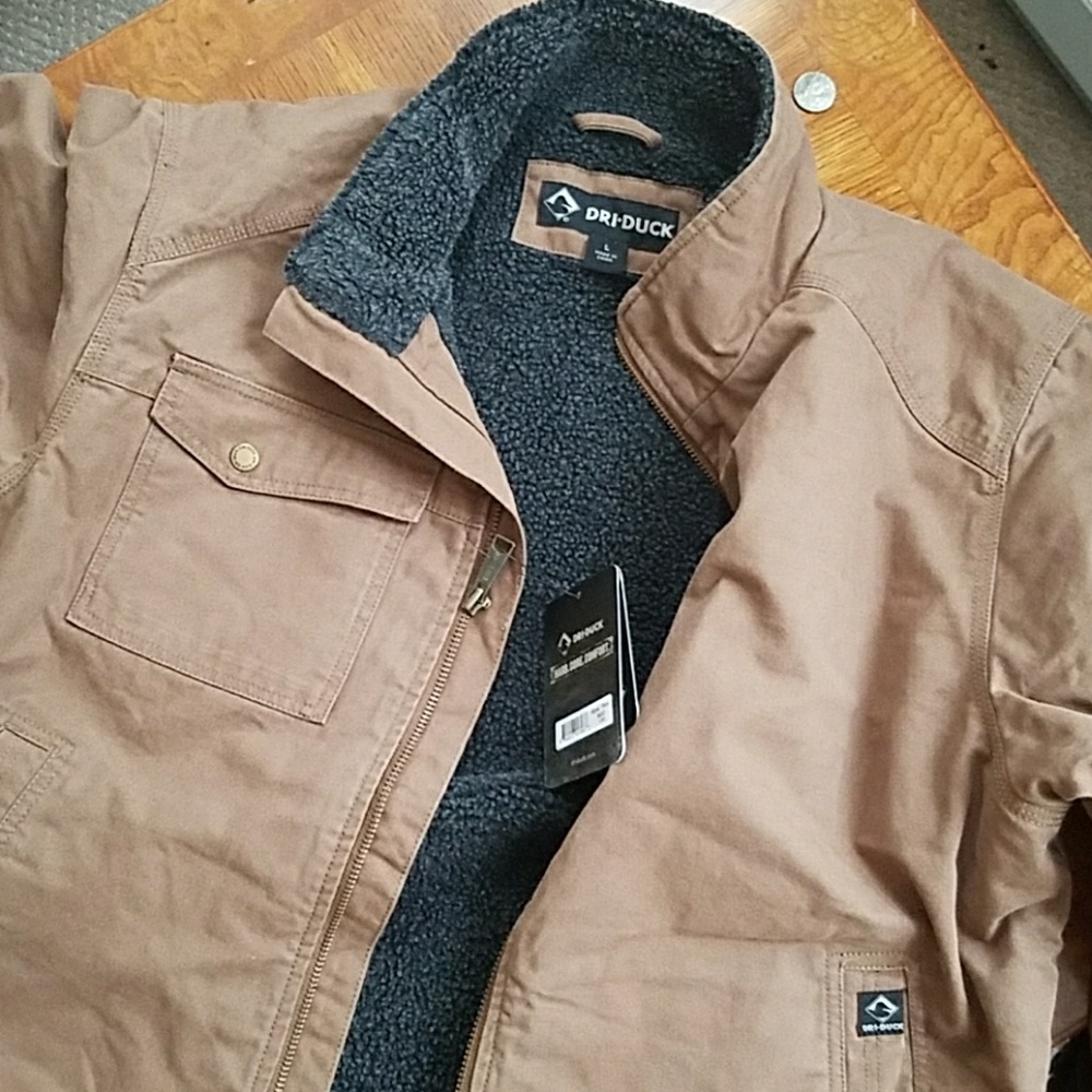 NWT Dri Duck Endeavor Brand